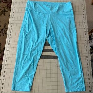 Fresh Produce L Bluefin Blue Oceanside Stretchy Capri Leggings